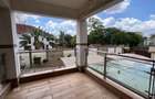 5 Bed Townhouse with En Suite at Lavington - 12