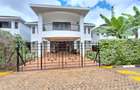 4 Bed Townhouse with En Suite at Kyuna - 1