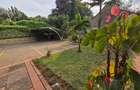 5 Bed House with En Suite in Runda - 19