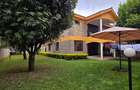 4 Bed Townhouse with En Suite in Lavington - 1