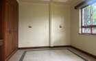 4 Bed Townhouse with En Suite in Brookside - 9