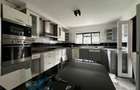 5 Bed House with En Suite in Runda - 3
