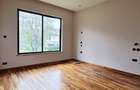 4 Bed Townhouse with En Suite in Loresho - 15