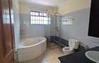 4 Bed Townhouse with En Suite in Kitisuru - 3