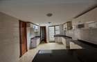 5 Bed Townhouse with En Suite in Lavington - 7