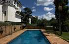 5 Bed Townhouse with En Suite at Riverside Drive - 2