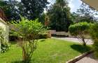 5 Bed Townhouse with En Suite in Lavington - 2