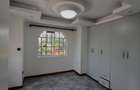 6 Bed House with En Suite in Runda - 16