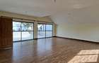 5 Bed Townhouse with En Suite in Westlands Area - 18