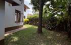 4 Bed Townhouse with En Suite in Lavington - 9