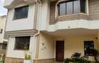 4 Bed Townhouse with En Suite at Brookside Drive - 2