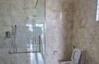 5 Bed Apartment with En Suite at Parklands - 6