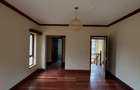 3 Bed Villa with En Suite in Kitisuru - 12