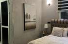 3 Bed Apartment with En Suite at Green Wood - 19