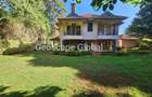 5 Bed House with En Suite in Karen Hardy - 12