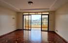 3 Bed Apartment with En Suite in Riverside - 18