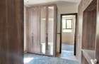 5 Bed Townhouse with En Suite at Lavington Green - 20
