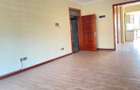 4 Bed Apartment with En Suite at Parklands - 5