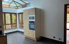5 Bed Townhouse with En Suite in Kitisuru - 3