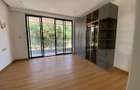 5 Bed Villa with En Suite at Lavington - 9