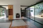 4 Bed House with En Suite at Hill View - 9