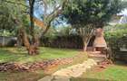 4 Bed House with En Suite in Lavington - 4