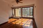 4 Bed Townhouse with En Suite in Kyuna - 5