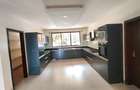 5 Bed House with En Suite in Westlands Area - 8