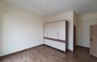 2 Bed Apartment with En Suite in Parklands - 11