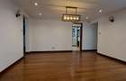7 Bed House with En Suite in Runda - 3