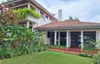 5 Bed House with En Suite in Runda - 1