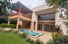 4 Bed Townhouse with En Suite in Lavington - 1