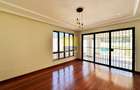 5 Bed House with Garden in Loresho - 6