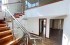 4 Bed Townhouse with En Suite in Lavington - 18