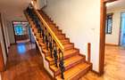 7 Bed House with En Suite in Runda - 9