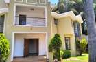 5 Bed Townhouse with En Suite at Lavington - 2