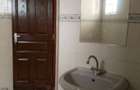 6 Bed Townhouse with En Suite at Lavington - 7