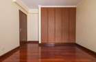 3 Bed Apartment with En Suite at Riverside Drive - 15