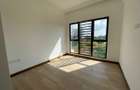 2 Bed Apartment with En Suite in Rosslyn - 2