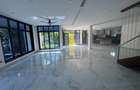 4 Bed Townhouse with En Suite at Nyali - 2