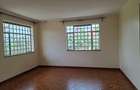 5 Bed House with En Suite at Off Mimosa Rd - 17