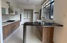 4 Bed Townhouse with En Suite in Ridgeways - 7