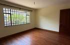 5 Bed Townhouse with En Suite in Lavington - 10