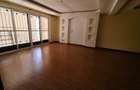 3 Bed Apartment with En Suite in Riverside - 10