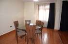 5 Bed Villa with En Suite in Redhill - 4