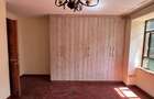 5 Bed Townhouse with En Suite at Convent Drive - 8