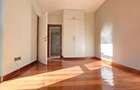 3 Bed Apartment with En Suite at Lavington - 18