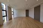 5 Bed House with En Suite in Brookside - 1