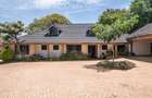 5 Bed House with En Suite in Loresho - 1