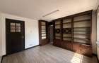 5 Bed House with En Suite in Runda - 16